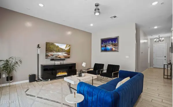 13677 BAJA VISTA CT, Horizon City, TX 79928