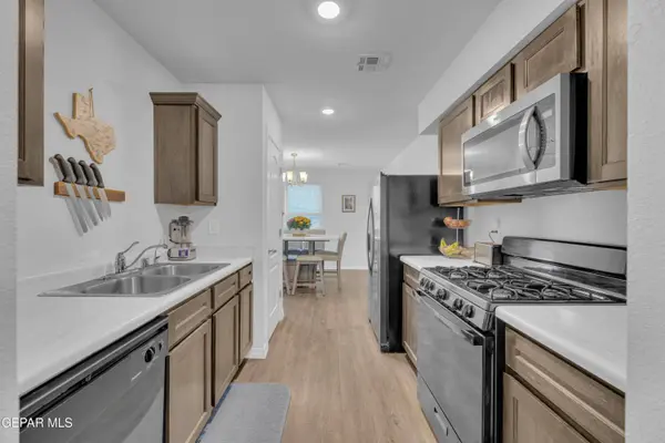 952 Painted Lady ST, Horizon City, TX 79928