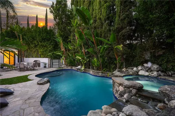 23248 Canzonet, Woodland Hills, CA 91367