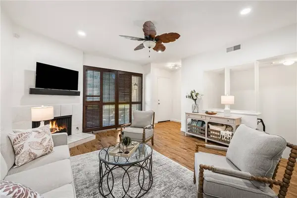 21801 Burbank #97, Woodland Hills, CA 91367