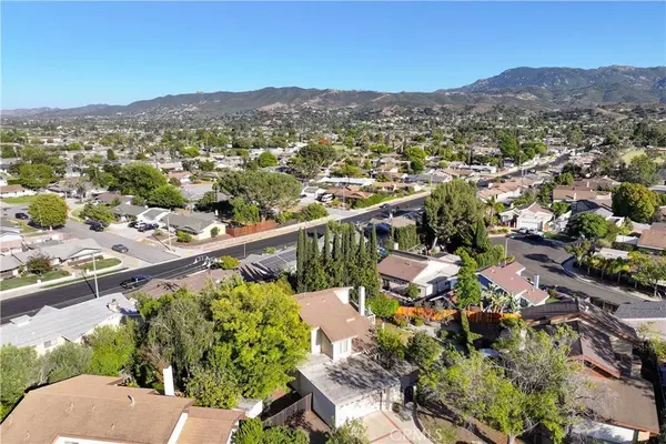 758 Avenida Loma Portal, Newbury Park, CA 91320