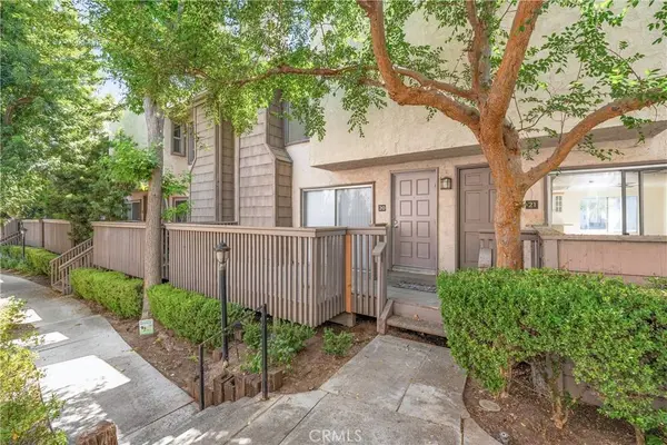 18316 Hatteras #20, Tarzana, CA 91356