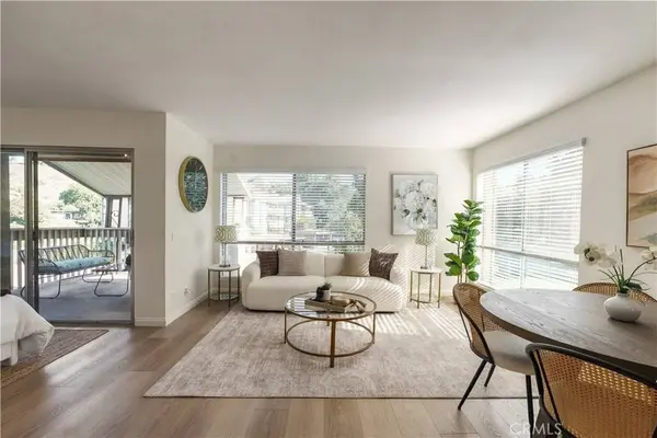 290 Sequoia CT #36, Thousand Oaks, CA 91360