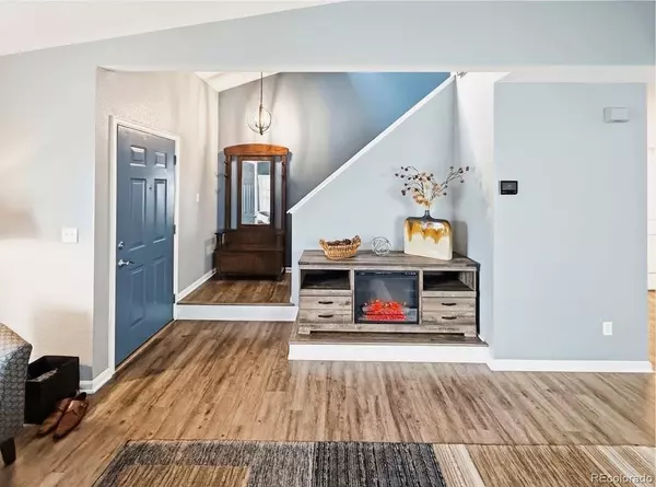 1269 Red Mountain DR, Longmont, CO 80504