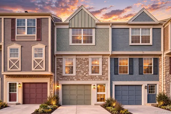 8215 S Fillmore CIR, Littleton, CO 80122
