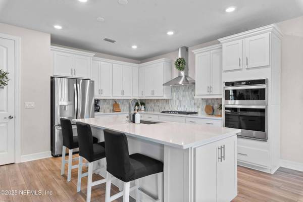 233 RED BARN RD, St Augustine, FL 32092