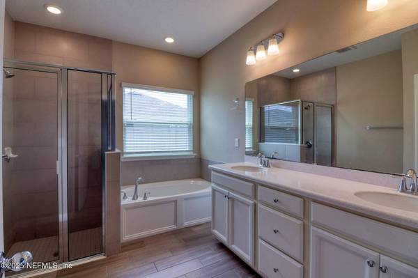 6864 HANOVER CREEK RD, Jacksonville, FL 32222