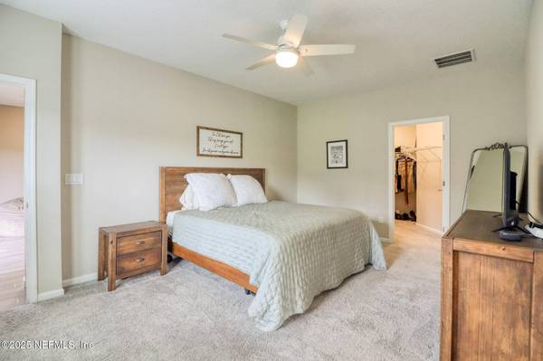 6864 HANOVER CREEK RD, Jacksonville, FL 32222