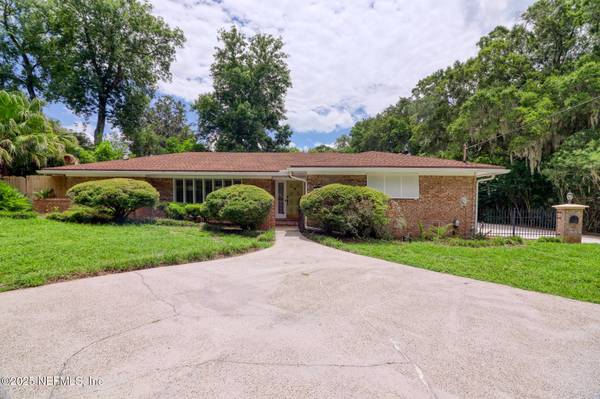 4126 MARKIN DR W, Jacksonville, FL 32277