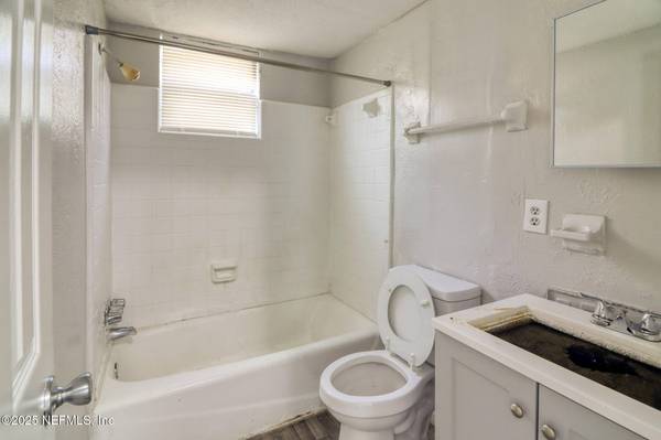 5634 ASTOR PL, Jacksonville, FL 32208