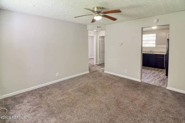 5634 ASTOR PL, Jacksonville, FL 32208