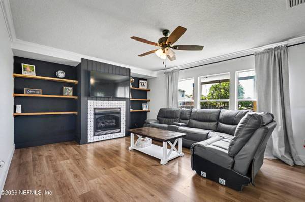 4003 CEDAR BLUFF LN, Jacksonville, FL 32226