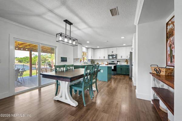 4003 CEDAR BLUFF LN, Jacksonville, FL 32226