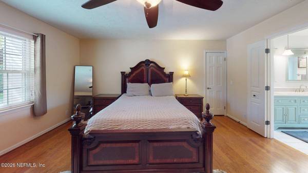 4575 OAK BAY DR, Jacksonville, FL 32277