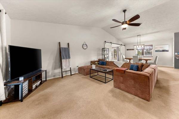 7607 S Grove Rd, Spokane, WA 99224