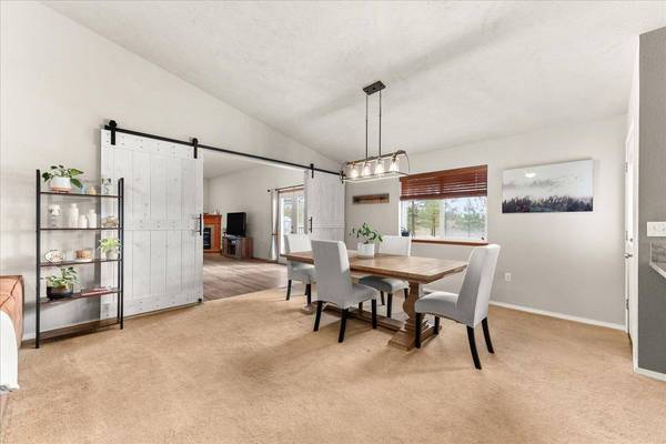 7607 S Grove Rd, Spokane, WA 99224