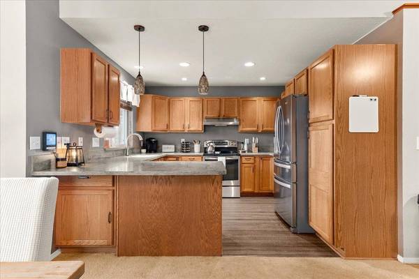 7607 S Grove Rd, Spokane, WA 99224