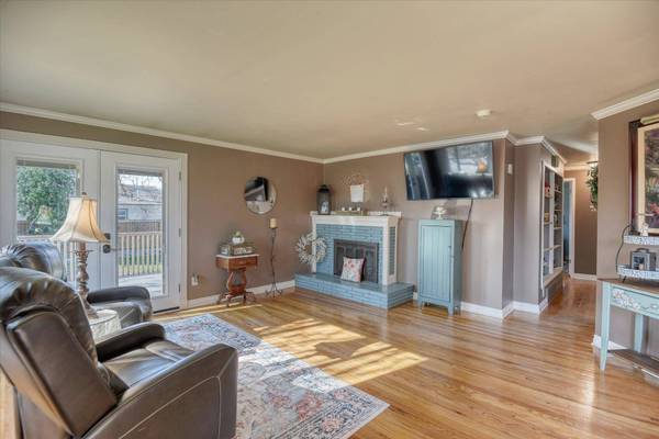 5317 N Walnut St, Spokane, WA 99205