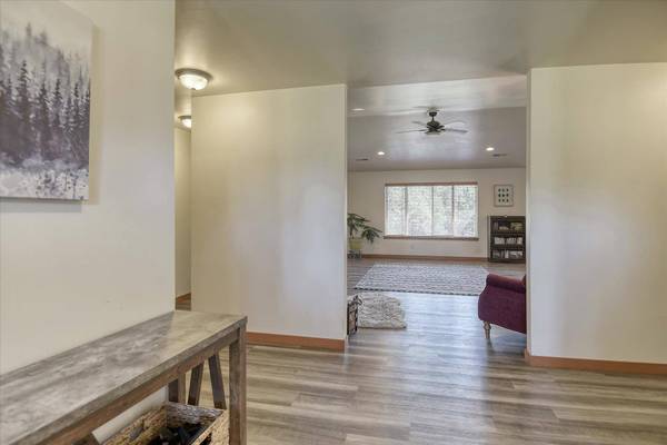 19244 S Aspen Meadow Dr, Cheney, WA 99004