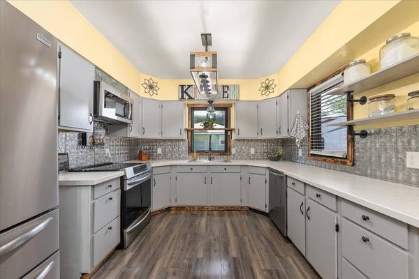 2915 N Dale Rd, Spokane, WA 99212