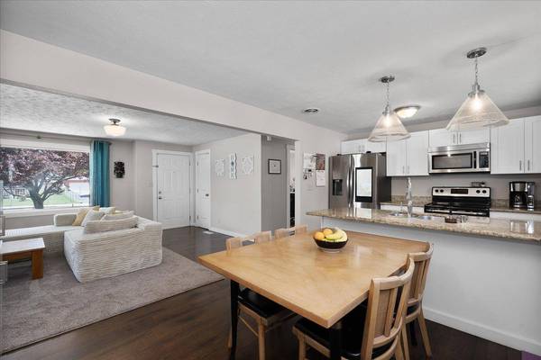 7015 N Howard St, Spokane, WA 99208