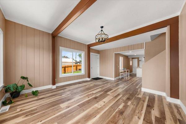 809 Park St, Davenport, WA 99122