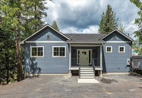 4107 Tamarack Beach Rd, Loon Lake, WA 99148