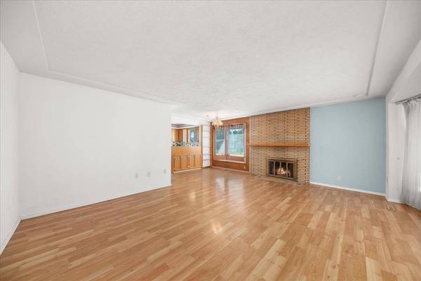 5304 N Washington St, Spokane, WA 99205