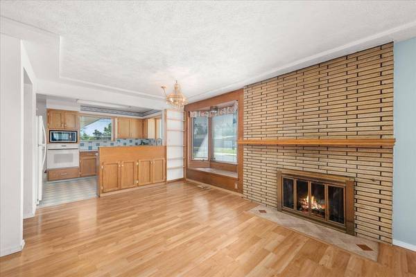 5304 N Washington St, Spokane, WA 99205