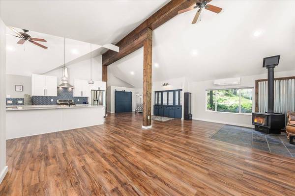 4312 J Grote Rd, Clayton, WA 99110