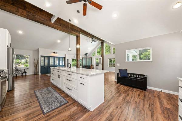 4312 J Grote Rd, Clayton, WA 99110