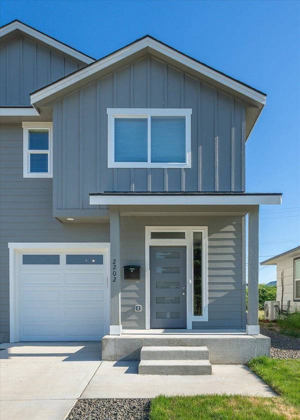 2202 E Rich Ave, Spokane, WA 99207