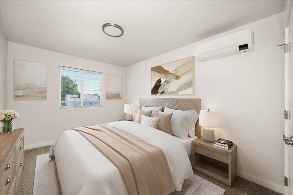 2202 E Rich Ave, Spokane, WA 99207