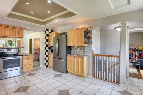 412 W Carlton Ave, Fairfield, WA 99012