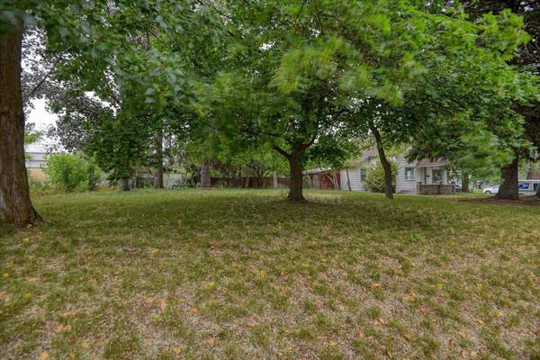 6423 N Washington St, Spokane, WA 99208