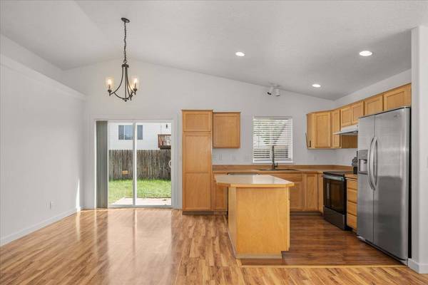 10039 W Barberry Ave, Cheney, WA 99004