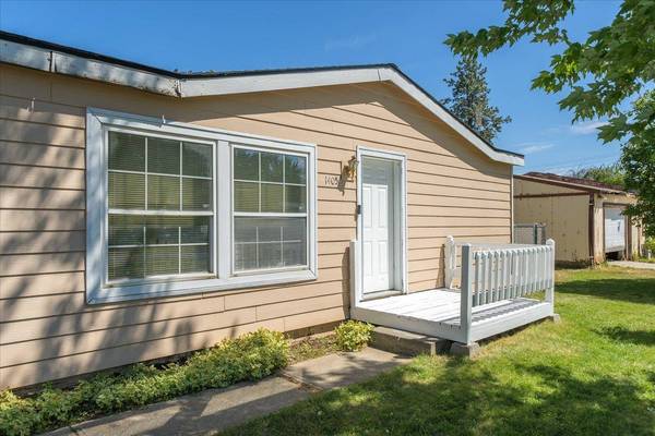 1405 E Evergreen St, Deer Park, WA 99006