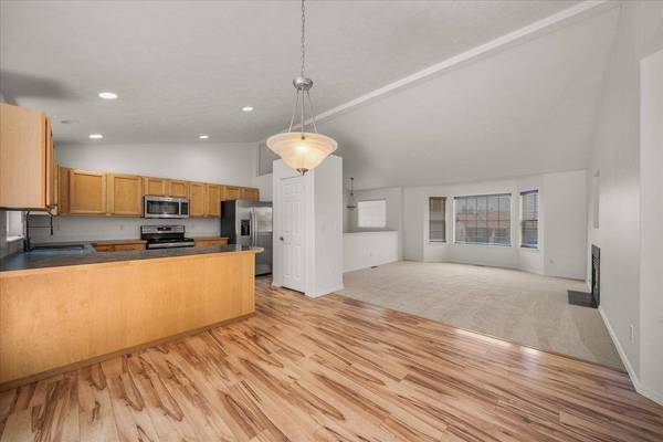 6720 N Royal Ln, Spokane, WA 99208