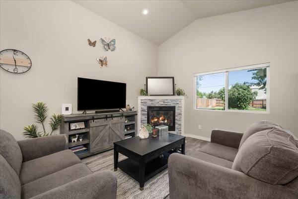 3921 E Longfellow Ave, Spokane, WA 99217