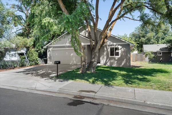 3921 E Longfellow Ave, Spokane, WA 99217