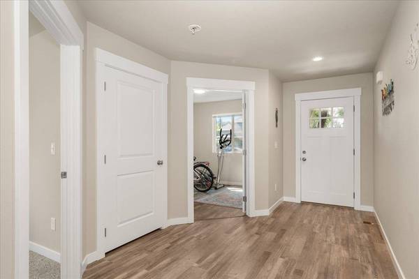 3921 E Longfellow Ave, Spokane, WA 99217