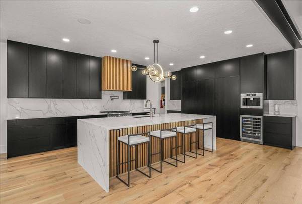 27603 N Bruce Rd, Chattaroy, WA 99003