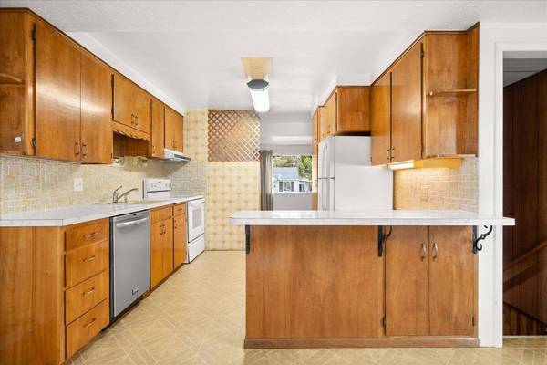 5114 N Elgin St, Spokane, WA 99205