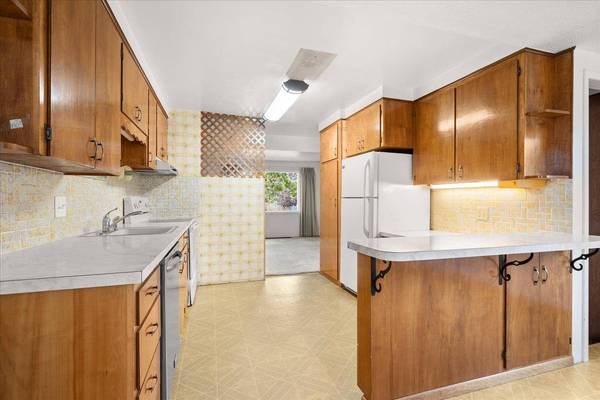 5114 N Elgin St, Spokane, WA 99205