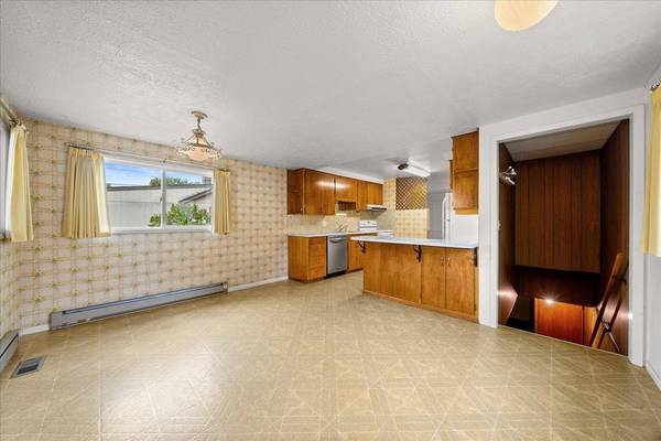 5114 N Elgin St, Spokane, WA 99205