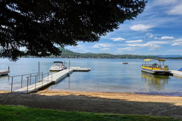 408000 Robbins Rd, Loon Lake, WA 99148