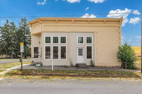 103 W Market St, Latah, WA 99018