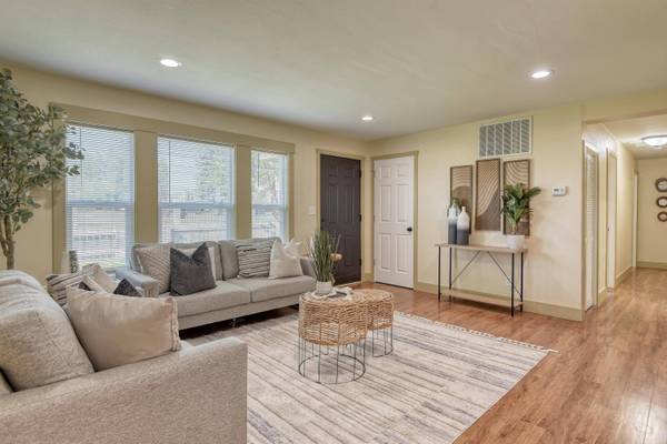 4707 W Wellesley Ave #The quite side of Wellesley, Spokane, WA 99205