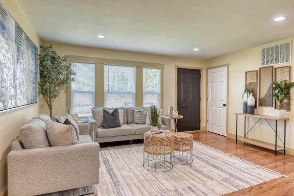 4707 W Wellesley Ave #The quite side of Wellesley, Spokane, WA 99205