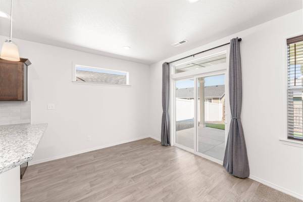 205 S Lawson St, Airway Heights, WA 99001